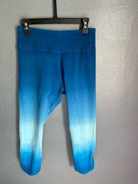 Earth Yoga Kids Teal to Light Blue Ombre Leggings